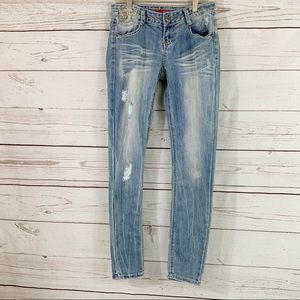 Bongo Distressed Jeans